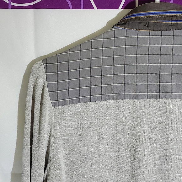 Preloved Women's Rayon/Cotton Blend Button-Up, Made In Canada - Size Medium - Picture 8 of 13